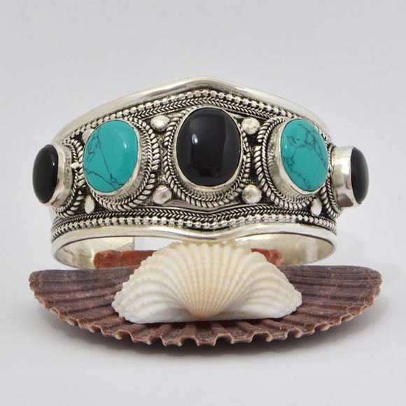 Handcrafted Tibetan Bracelet With Stones Inlay - Picture 3 of 4